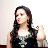 Sana Khan - Untitled Gallery | Picture 17568